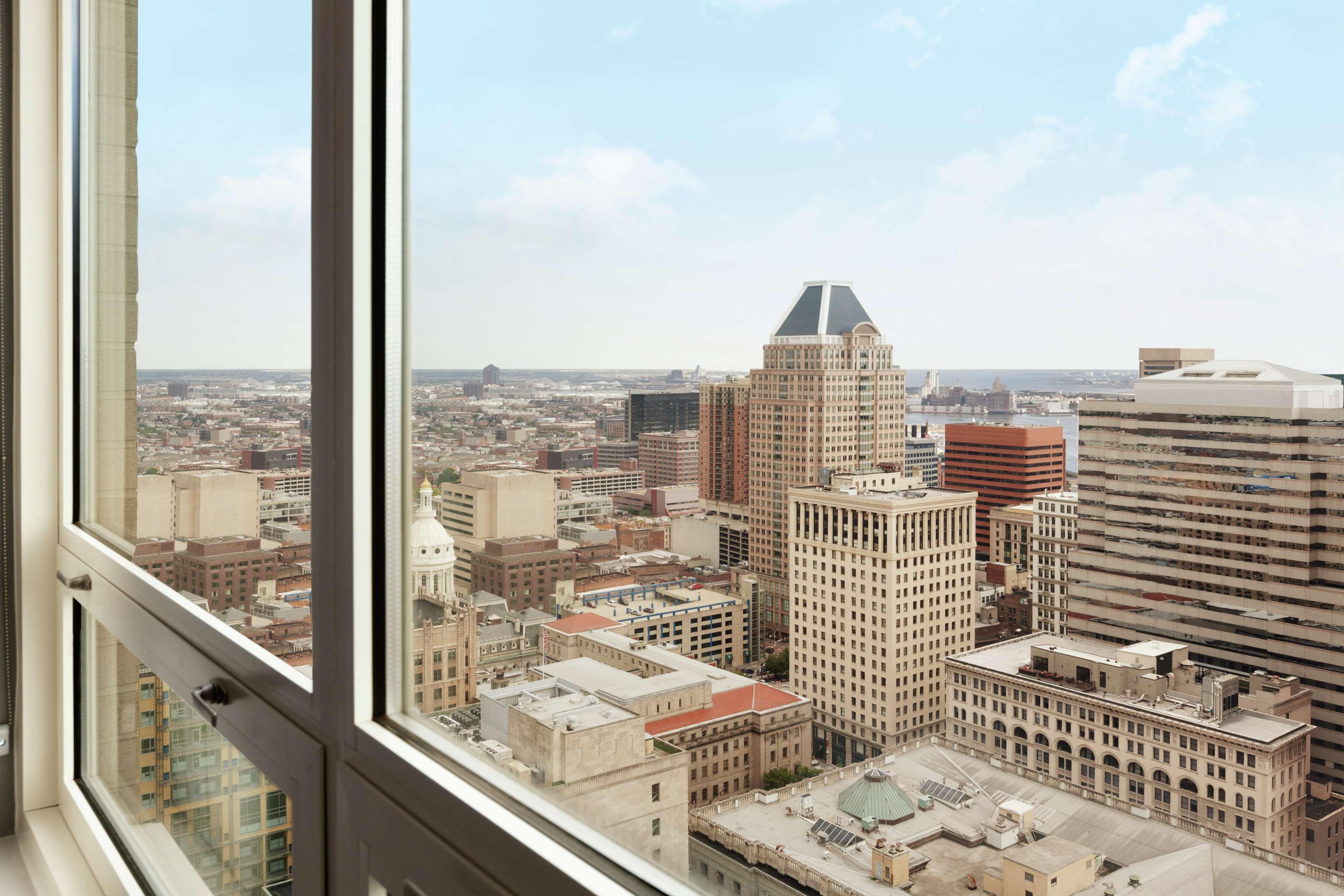 Embassy Suites Baltimore Inner Harbor Exterior photo