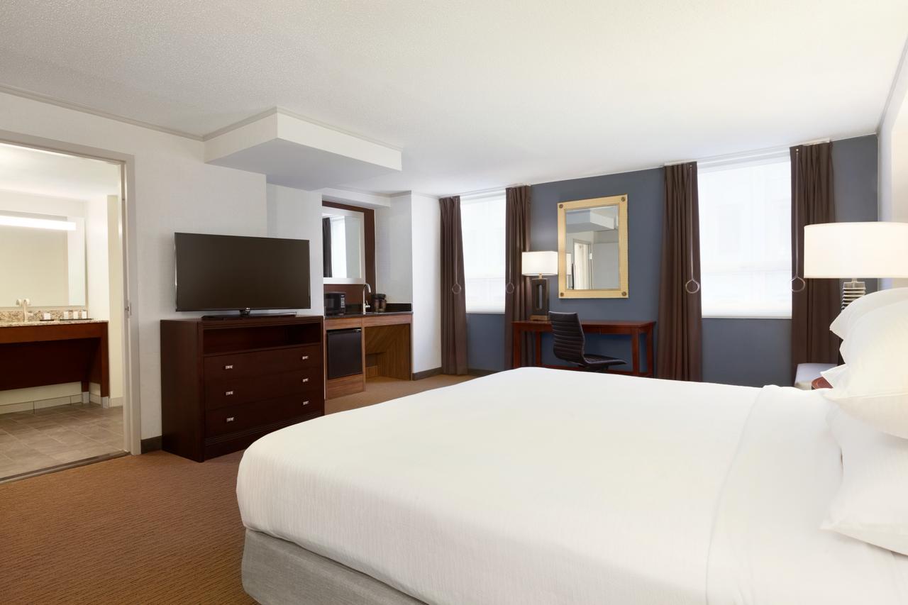 Embassy Suites Baltimore Inner Harbor Exterior photo